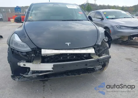 2024 Tesla Model Y Long Range Dual Motor All-Wheel Drive/Rwd из США, поврежденный, VIN 7SAYGDED2RF089105